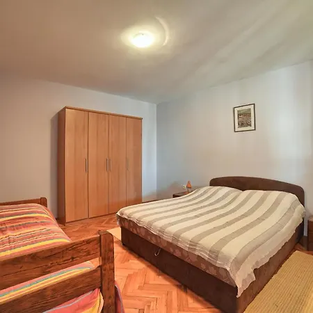 Mare1 With Pool, Sea View And Hydromassage *