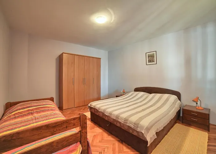 Mare1 With Pool, Sea View And Hydromassage *